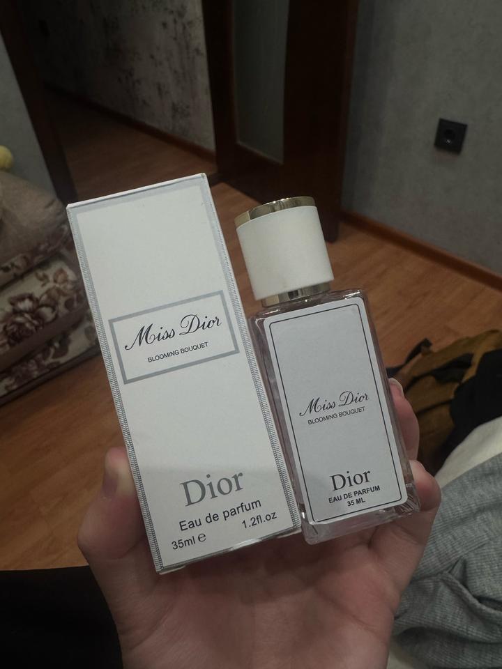 Dior