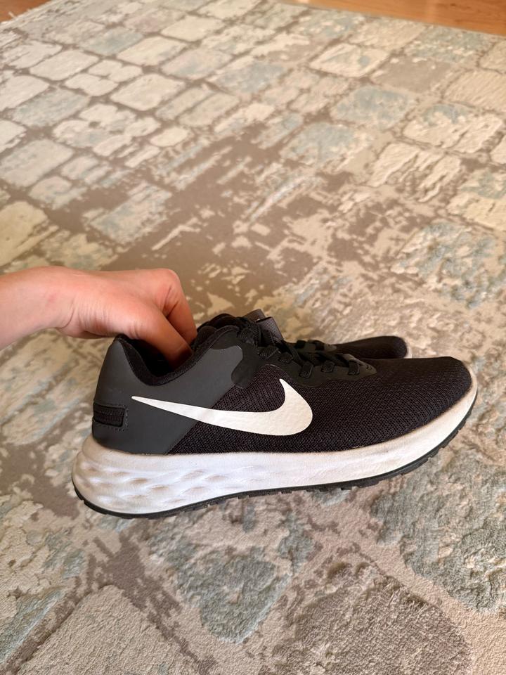 Кроссовки Nike Flyease