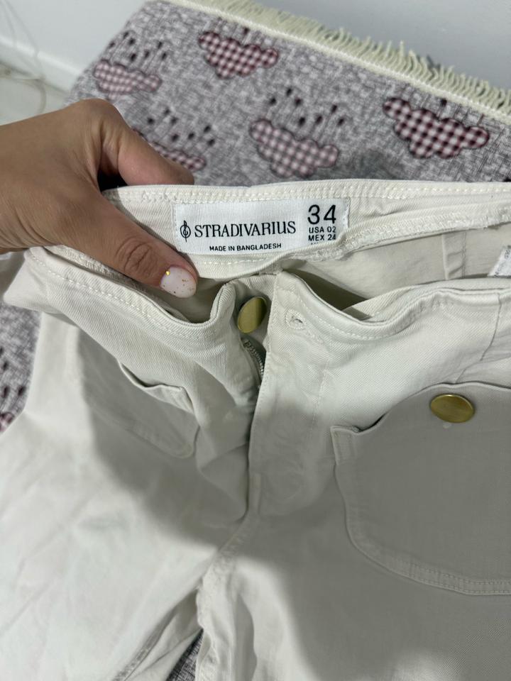 Брюки Stradivarius