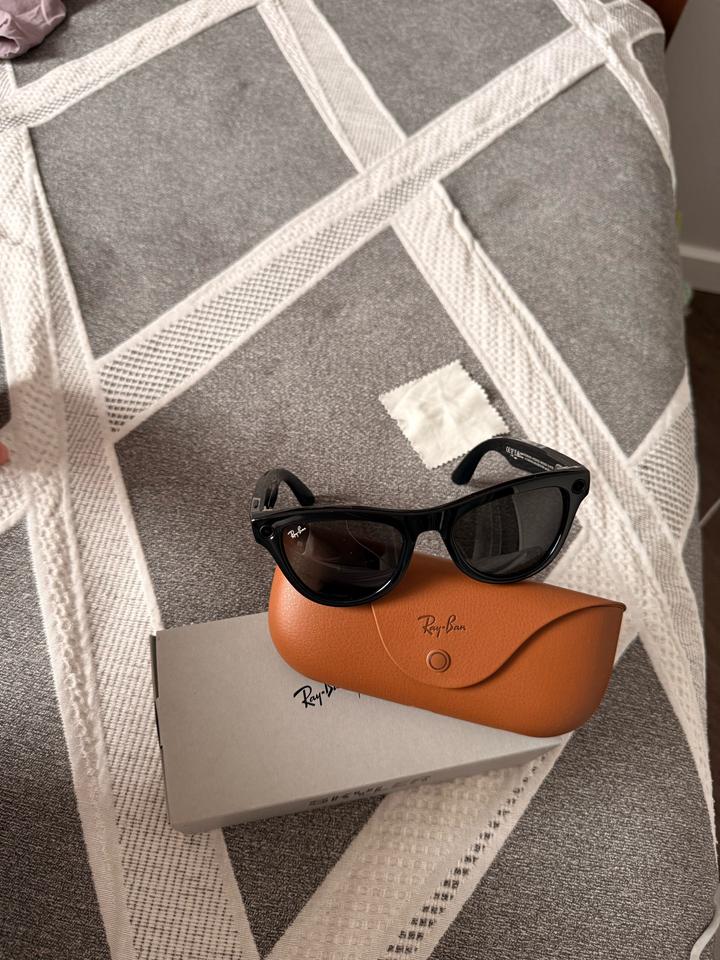 Ray-Ban