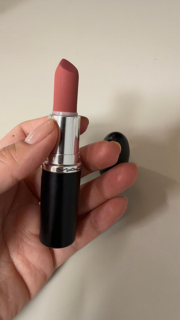 Губная помада MAC Velvet Teddy