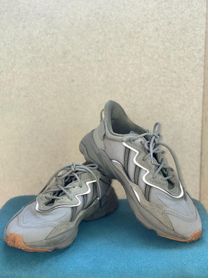 Adidas Ozweego хаки, оригинал, размер 42
