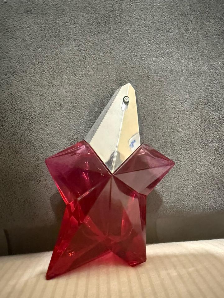 Mugler