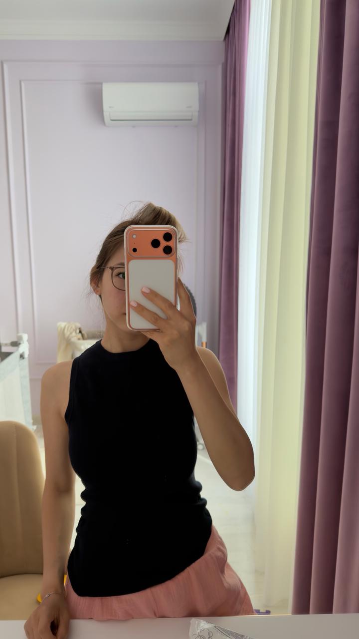 Zara Майка