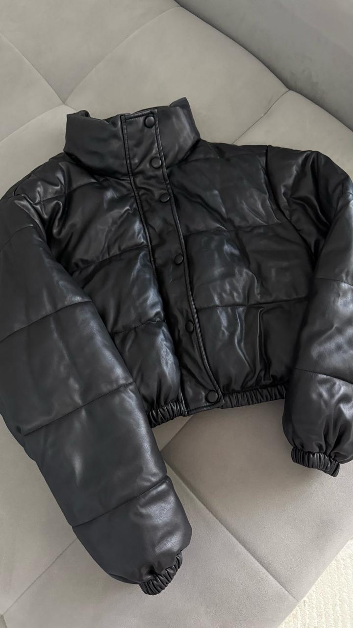 Zara Укороченная куртка из экокожи