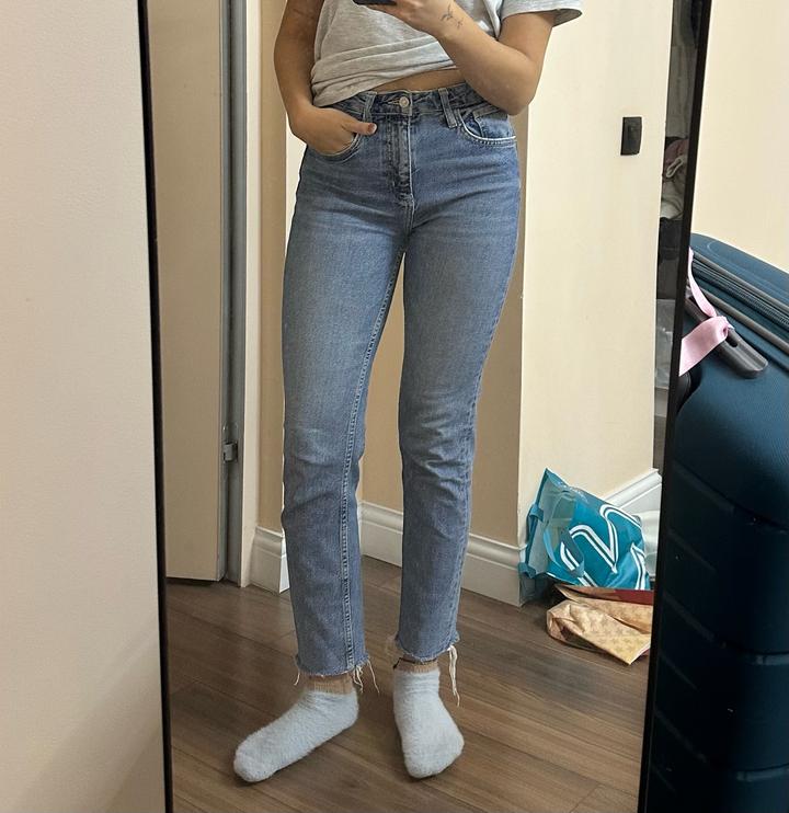 Джинсы Zara