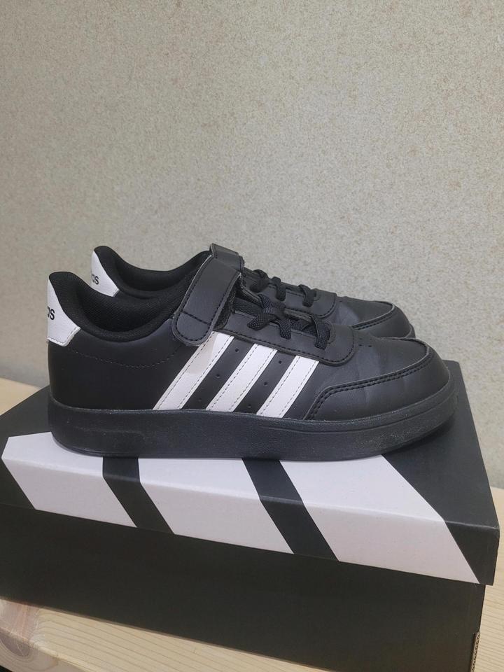 Кеды adidas 34 размер на мальчика