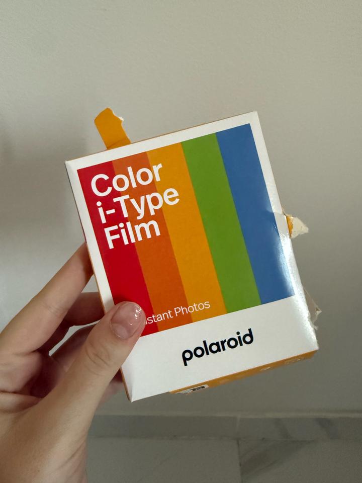 Polaroid