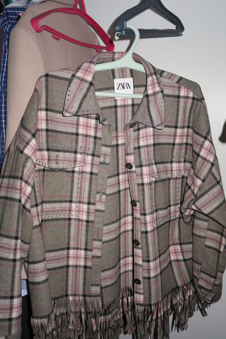 Шерстяная курточка zara.