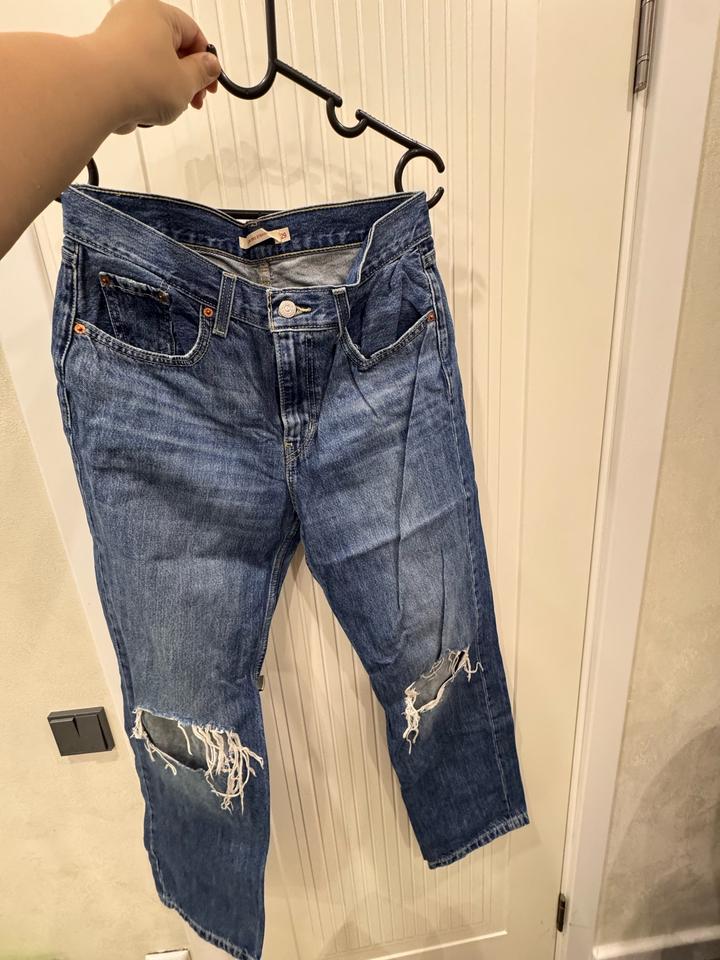 Джинсы Levi's
