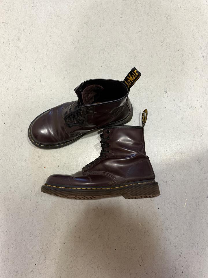 Ботинки женские Dr. Martens 1460 Burgundy