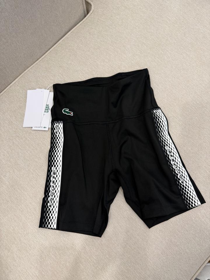 Велосипедки (шорты) Lacoste