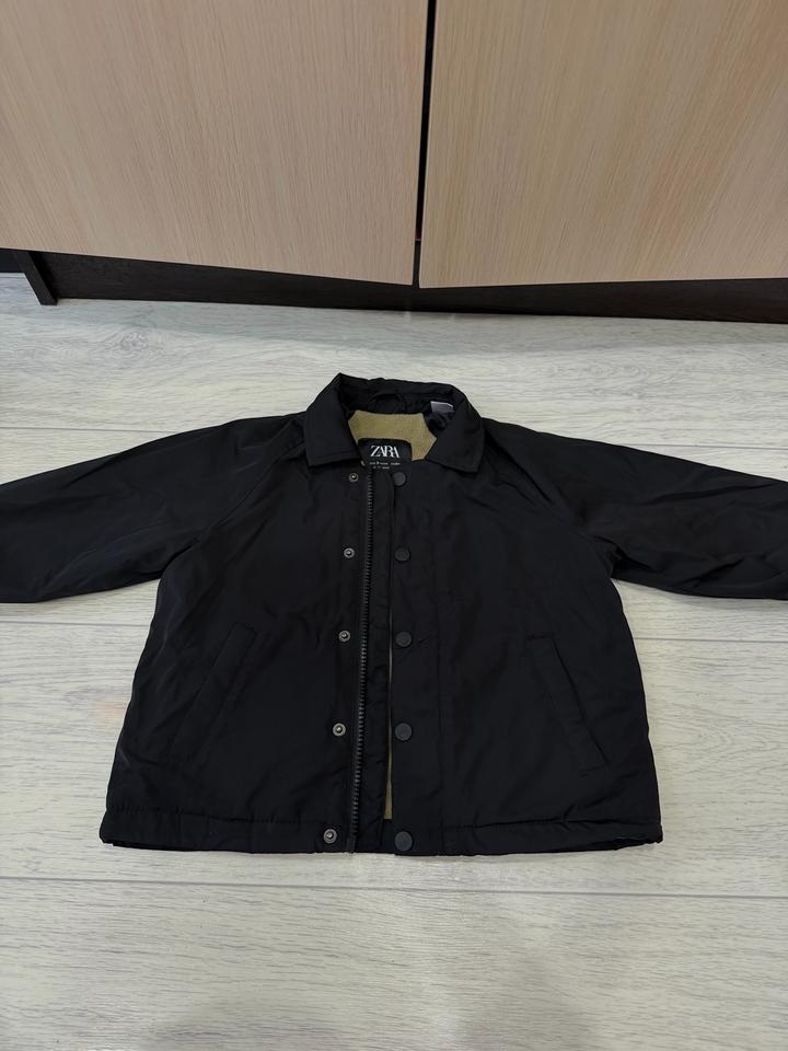 Zara Курточка