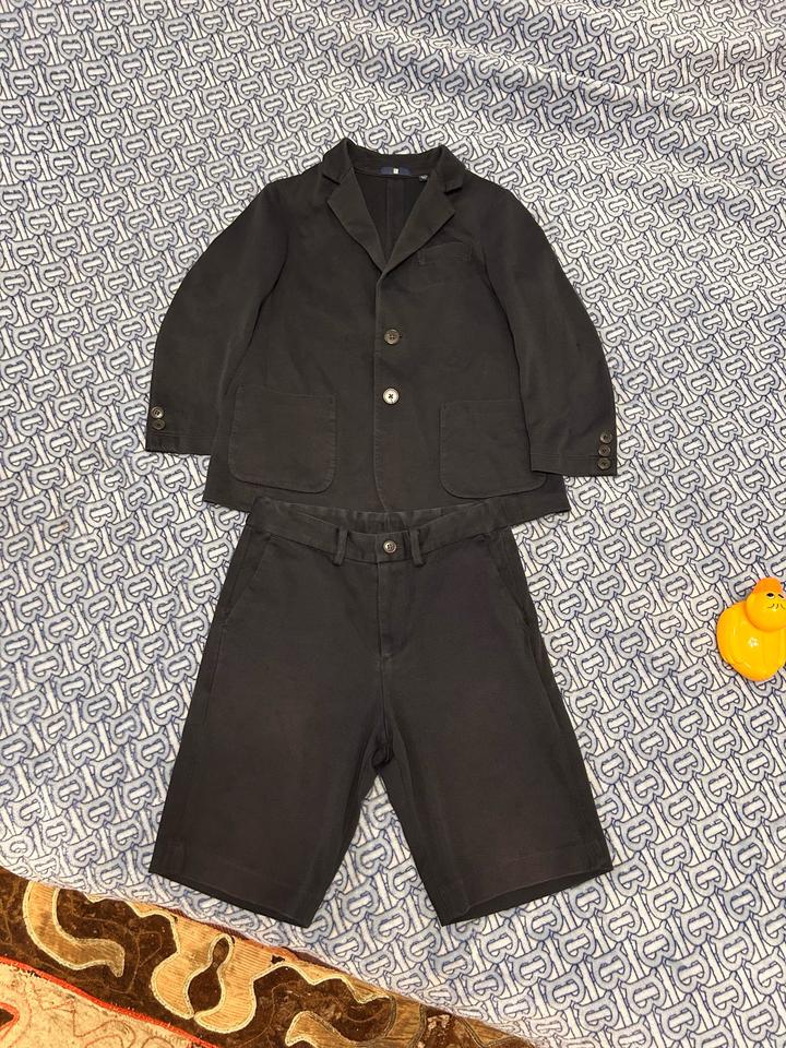 UNIQLO костюм пиджак и шорты для мальчика 9-10 л.