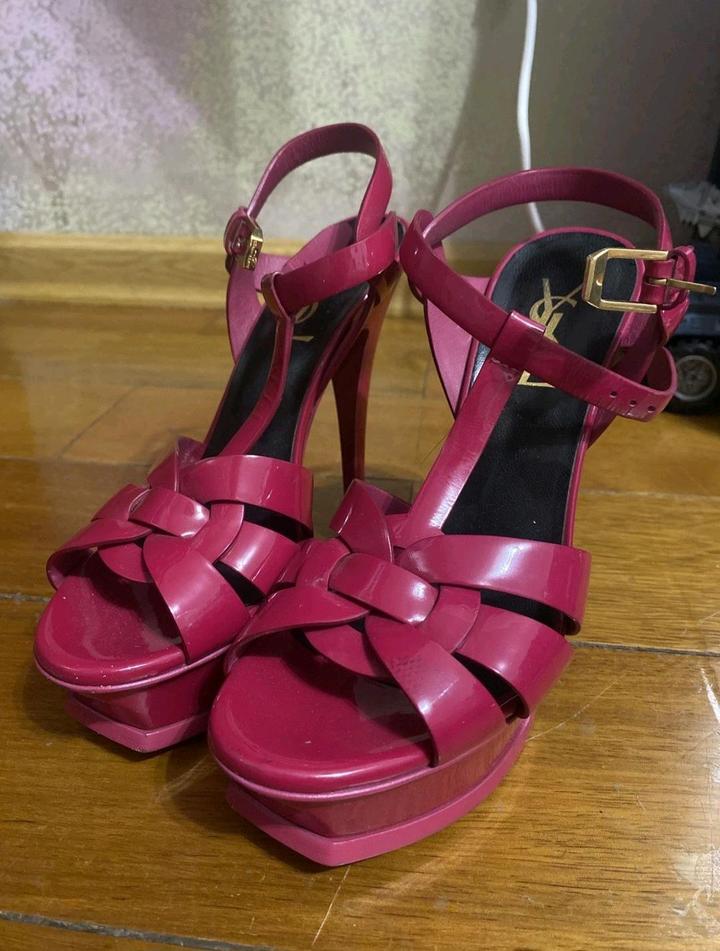 Yves Saint Laurent