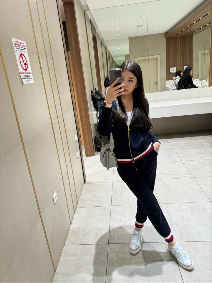 Спортивный костюм женский Tommy Hilfiger
