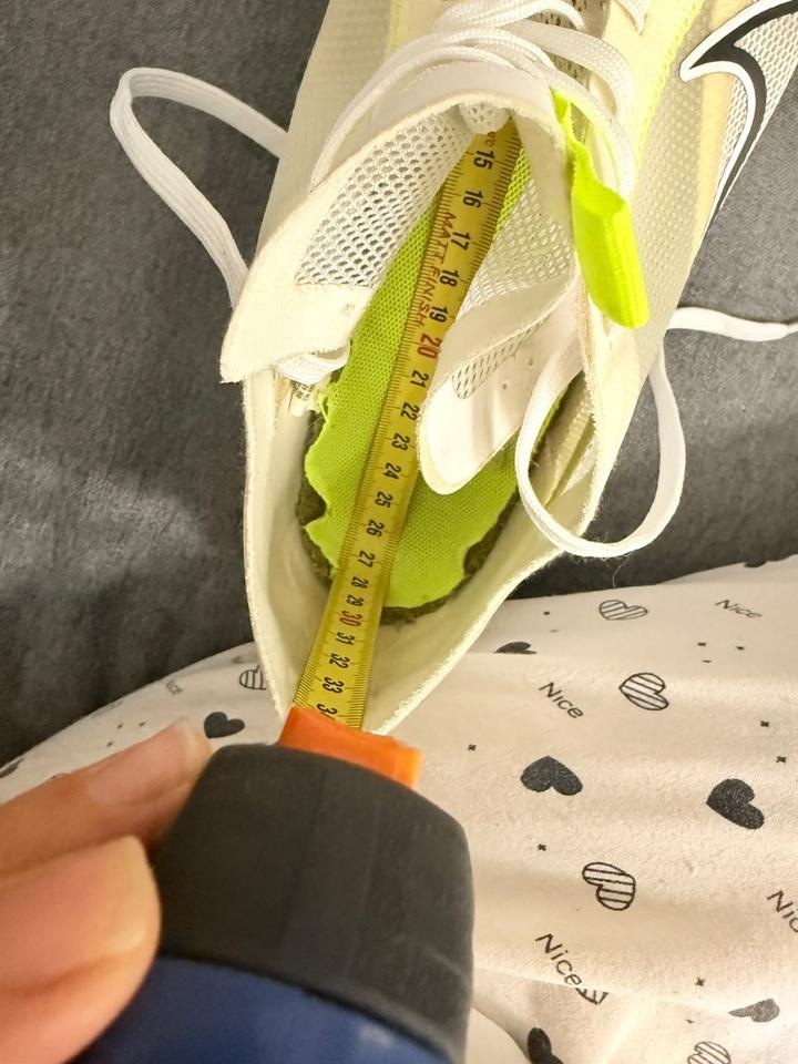 Кроссовки Nike