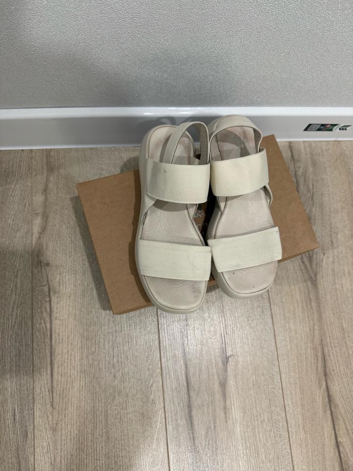 Perfect Pairs