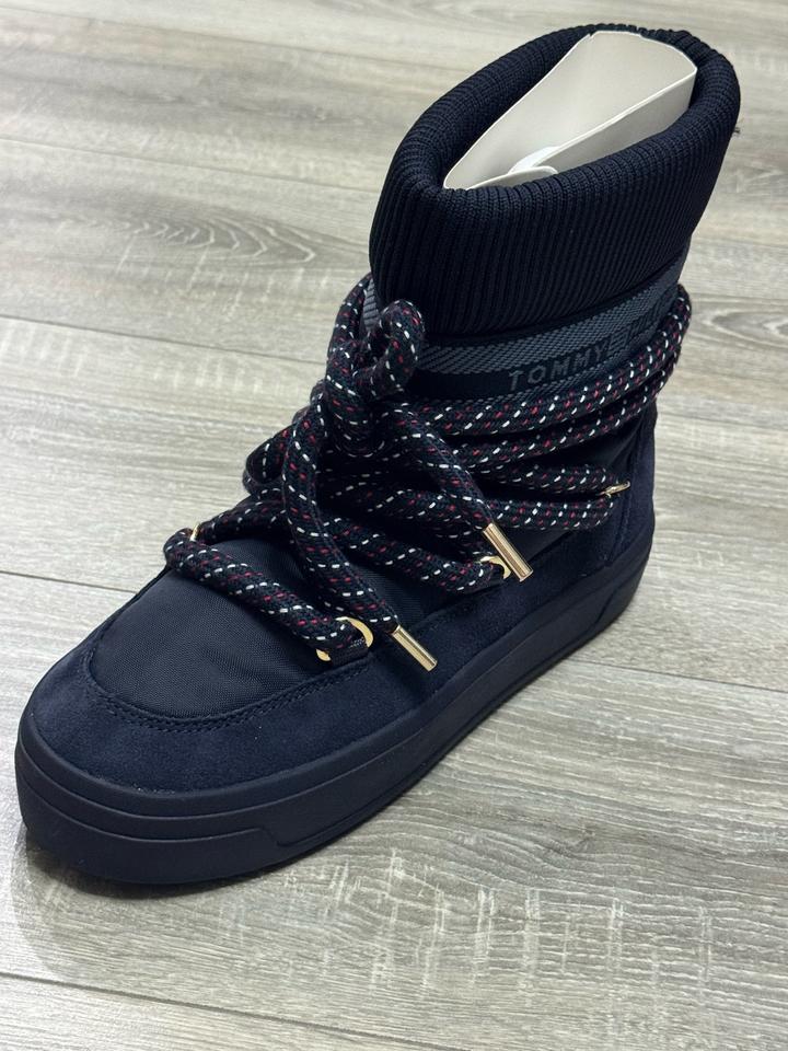 Tommy Hilfiger