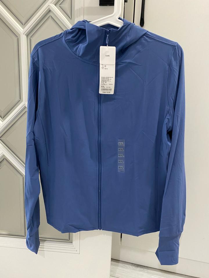 Ветровка UNIQLO