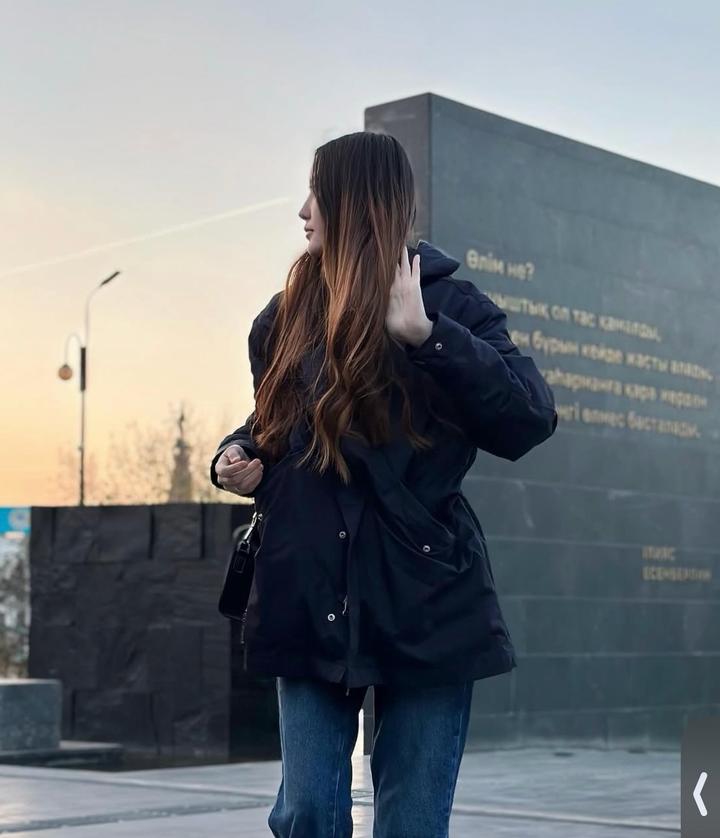 Zara Женская куртка