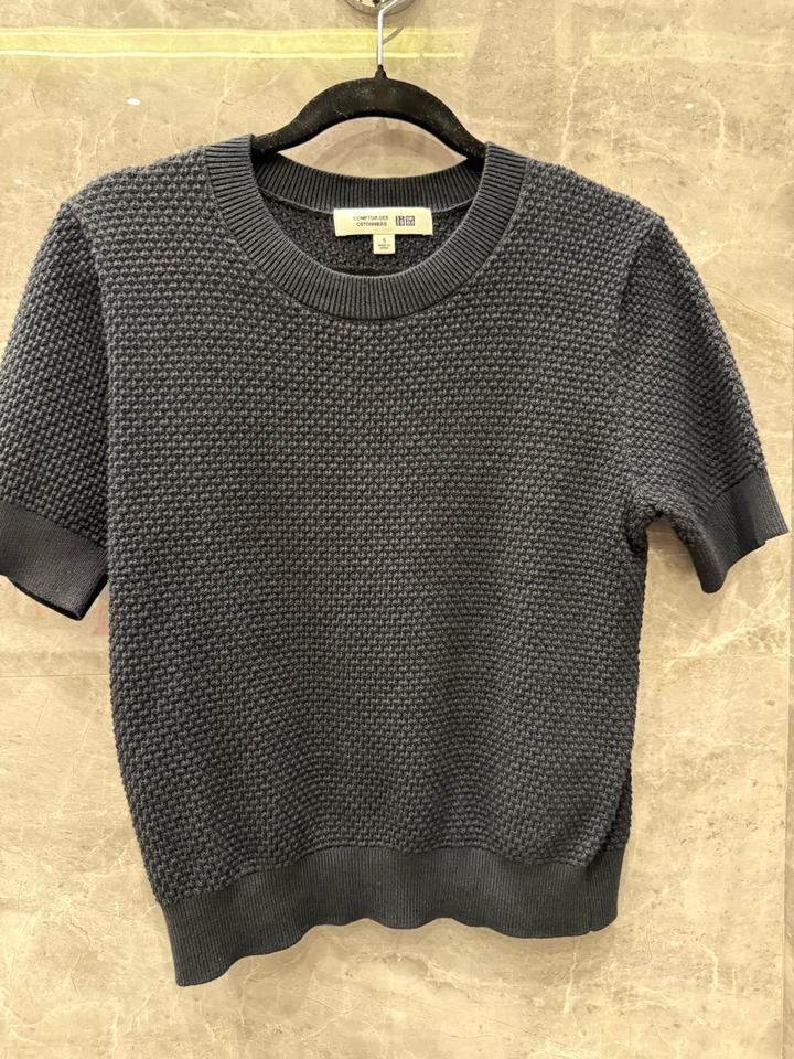 Uniqlo Polo “S”