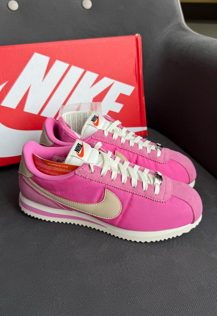 Nike