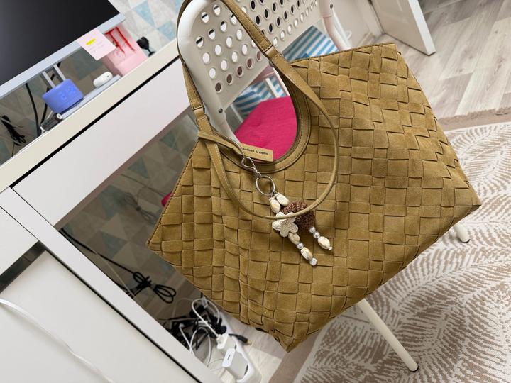 Сумка CHARLES & KEITH
