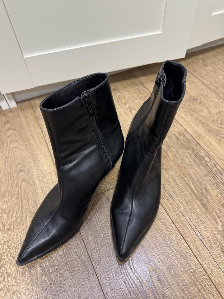 Ботильоны Zara