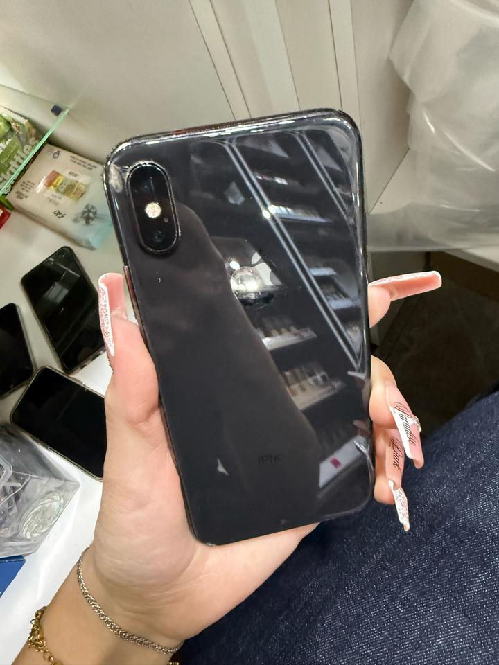 Samsung Galaxy A50,iPhone 4s,iPhone X