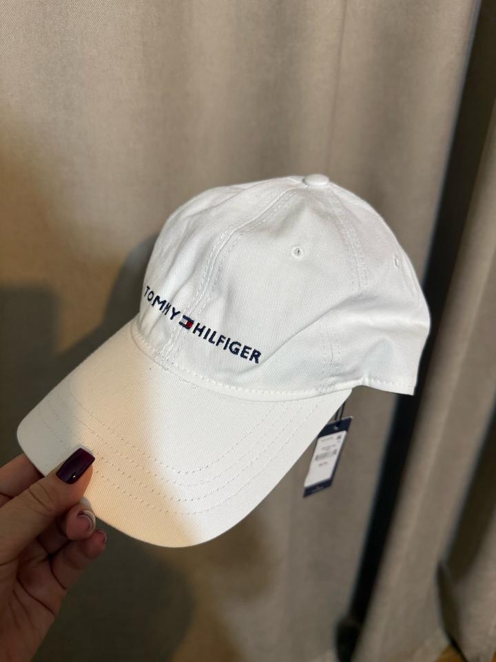 Бейсболка Tommy Hilfiger
