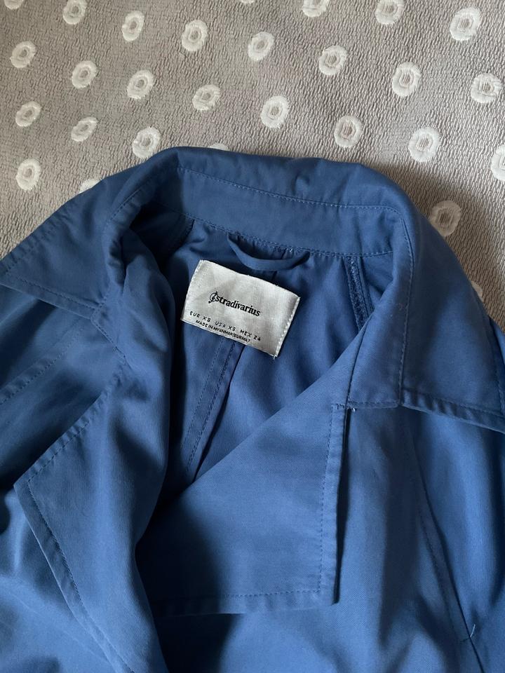 Тренч Stradivarius