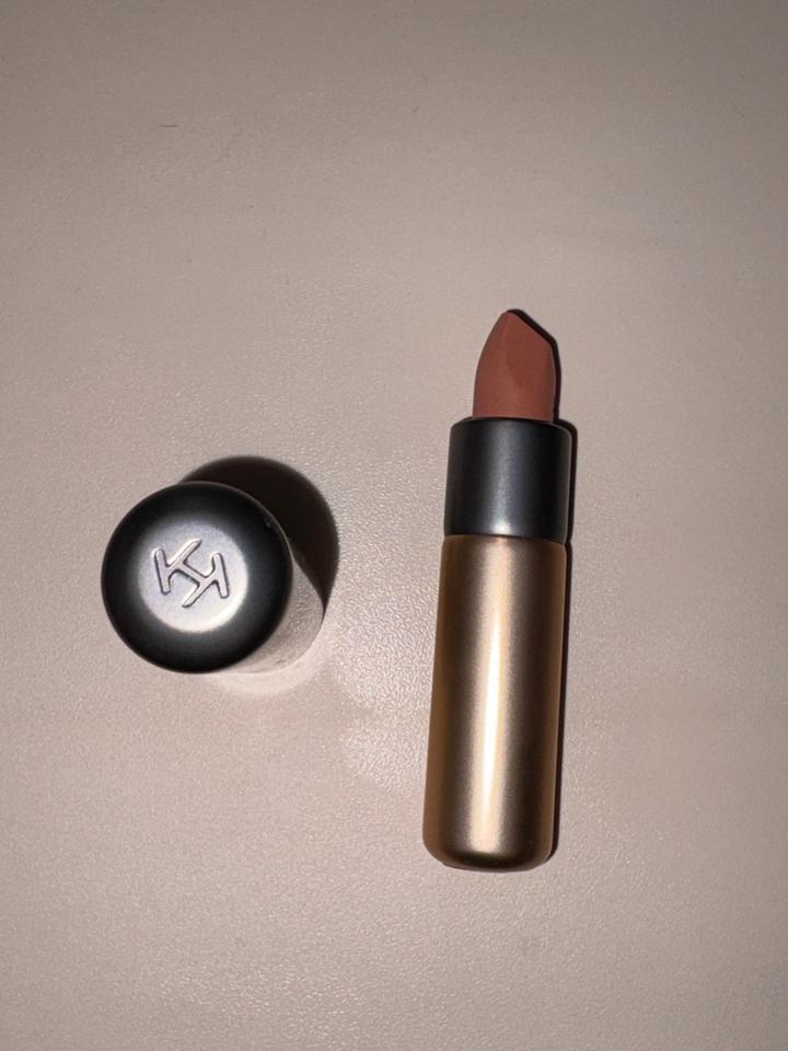 Матовая помада KIKO MILANO