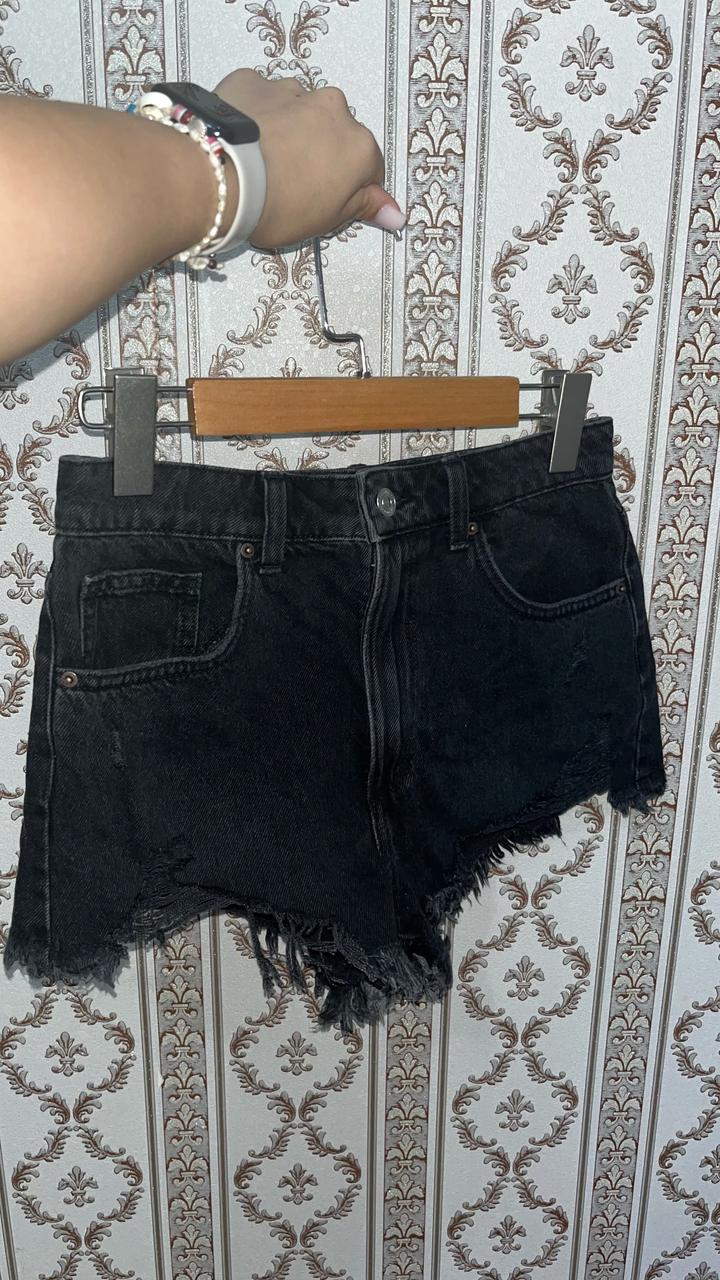 H&M