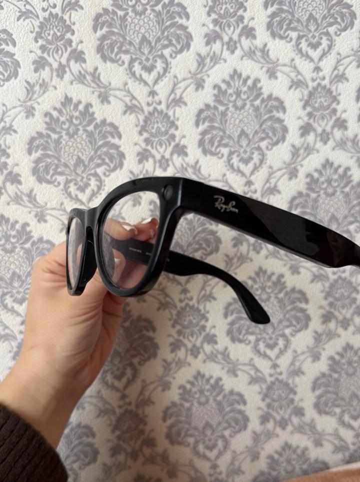 Ray-Ban