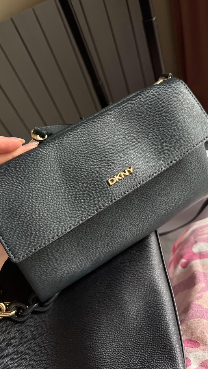 DKNY