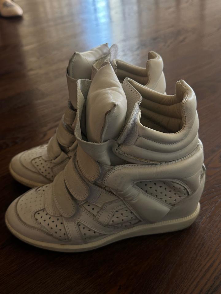 Сникерсы на танкетке Isabel Marant