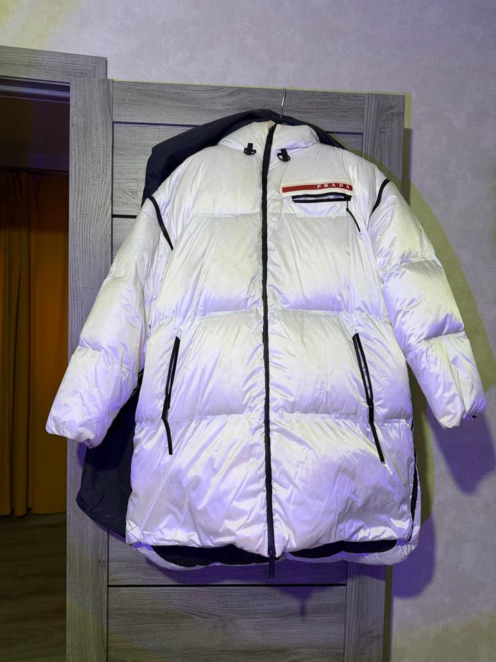 Пуховик Prada