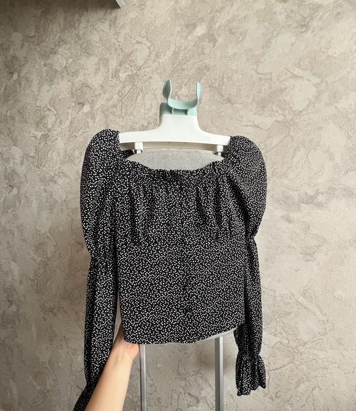 Блуза в мелкое сердечко