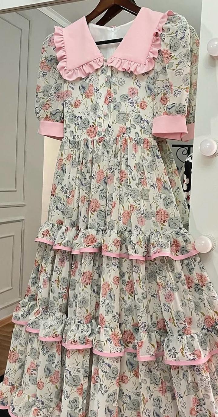 aisha_ash_fashion Платье с воротником и оборками