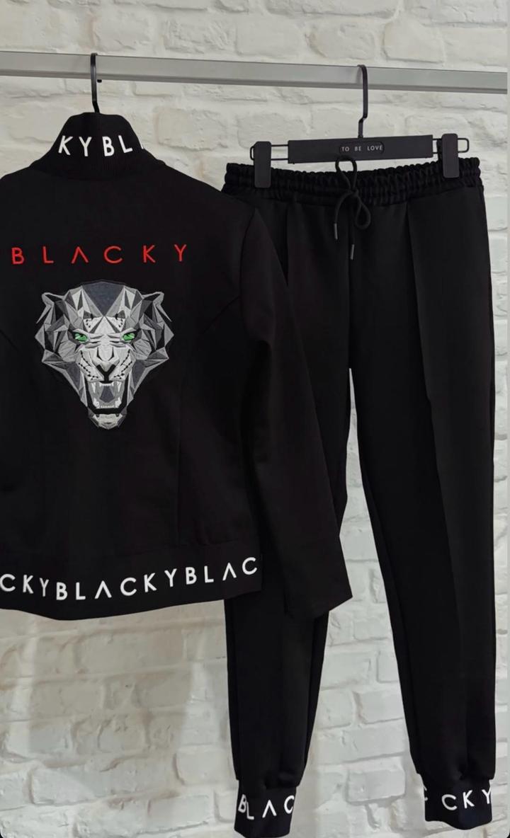 Спортивный костюм BLACKY
