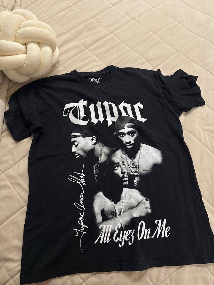 2Pac