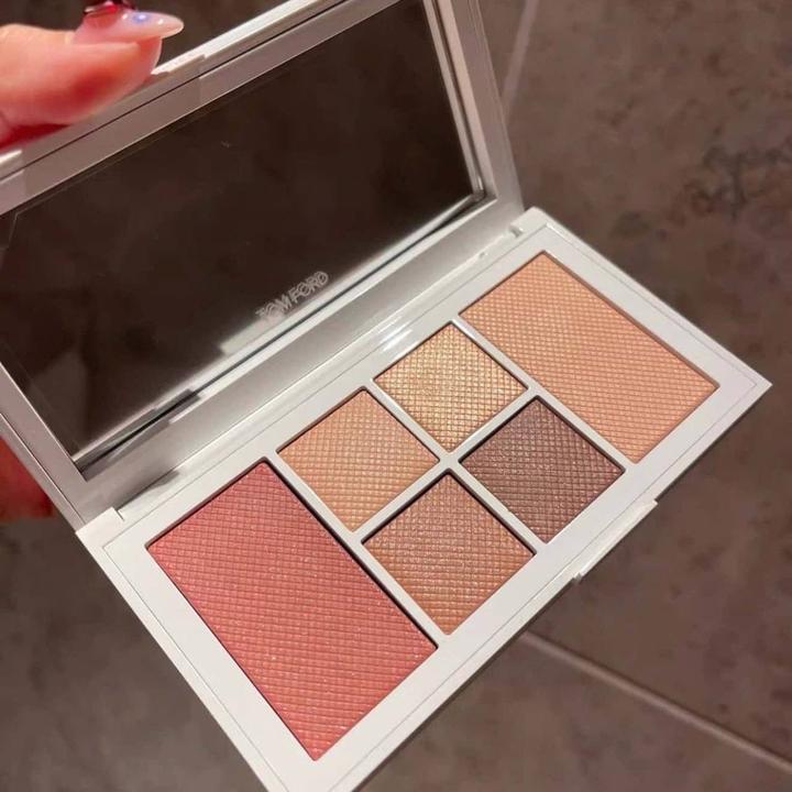 Палетка декоративной косметики Tom Ford