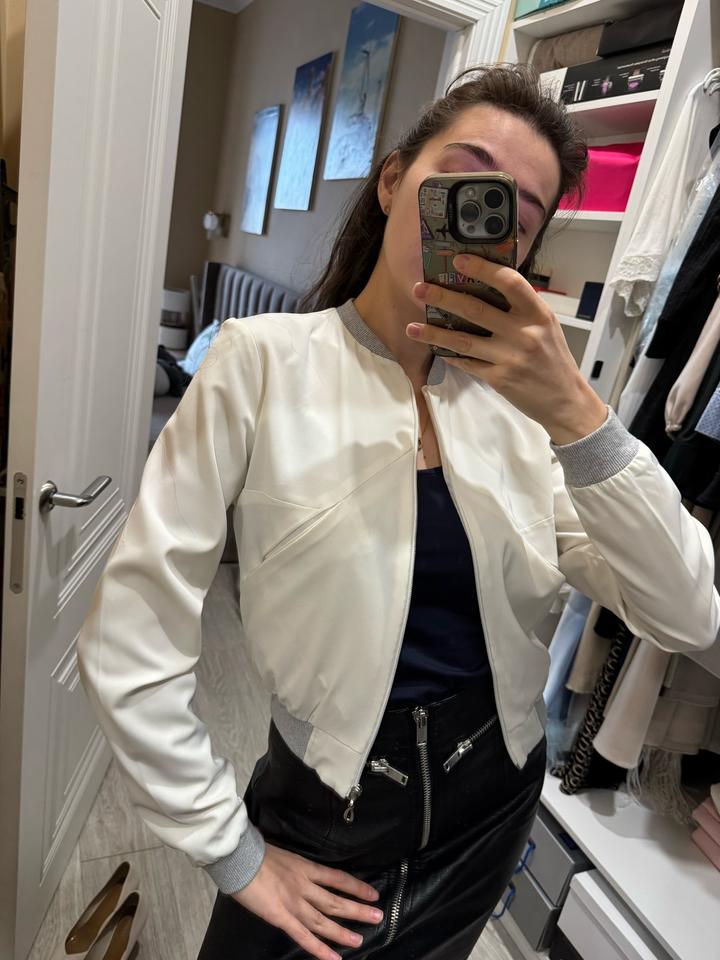 lenizashop Белый бомбер легкий