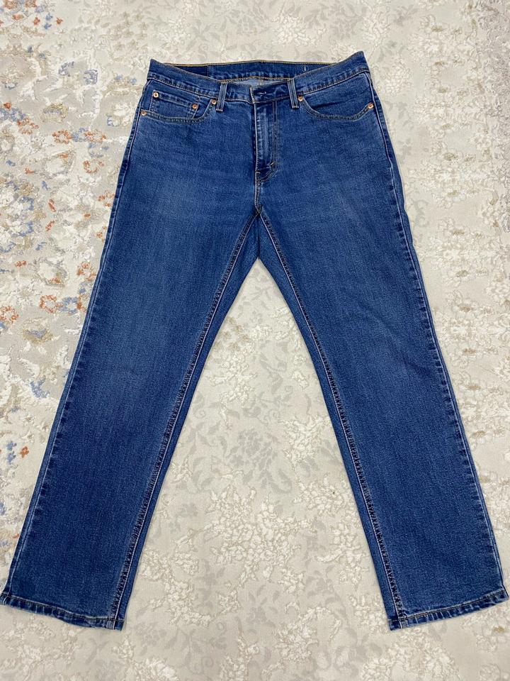 Levi's