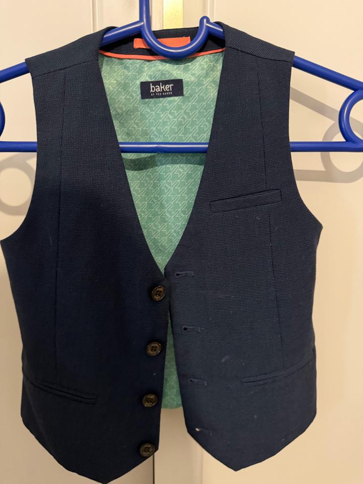 Baker by Ted Baker