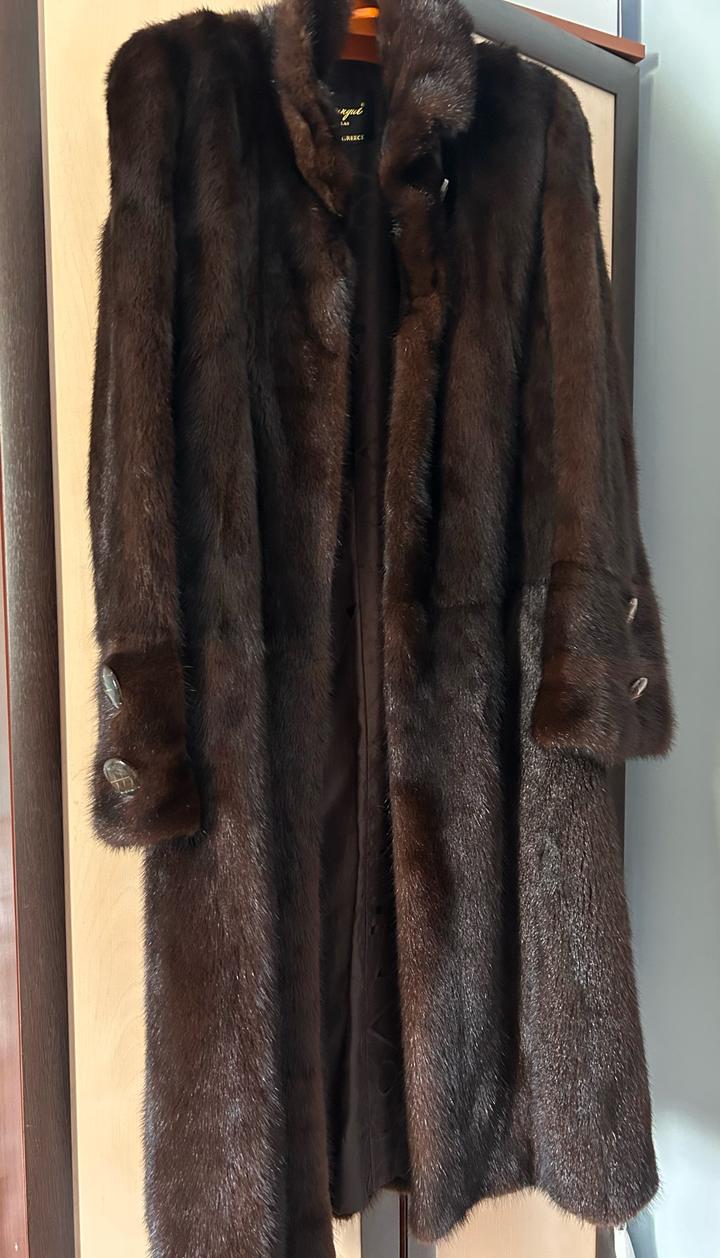 Нет бренда