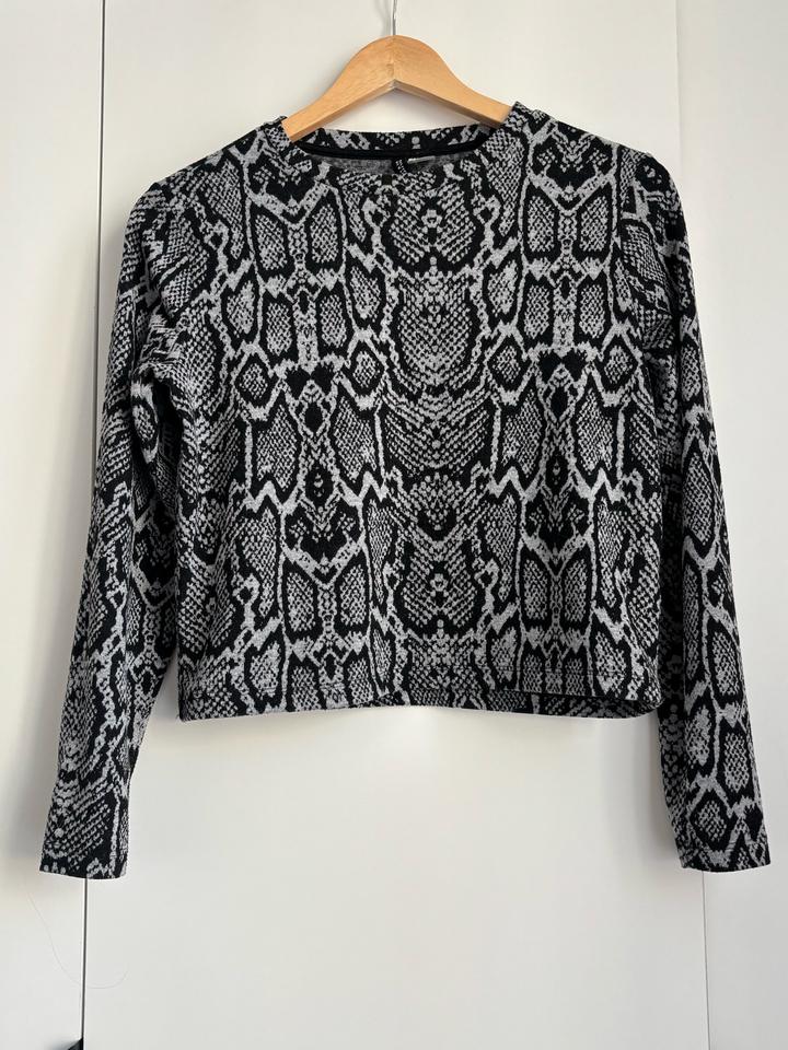 H&M
