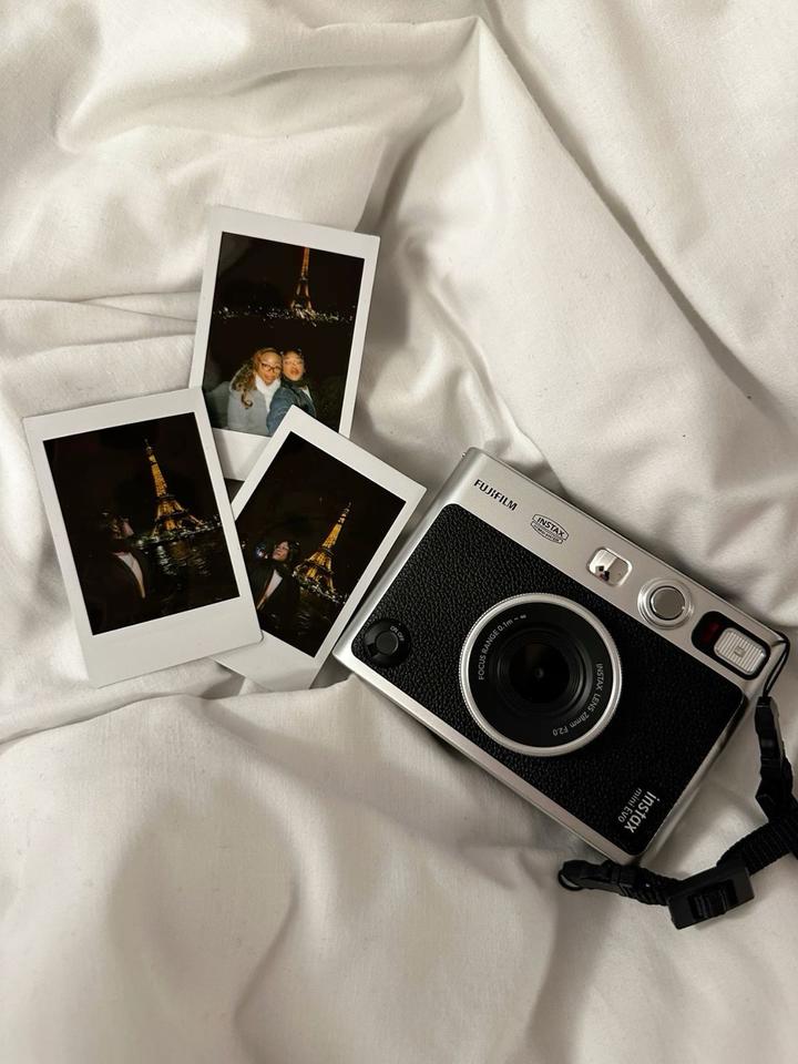 Instax