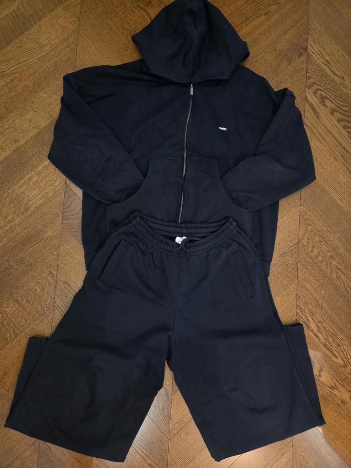 Amona Wear Теплый спортивный костюм, темно синего цвета